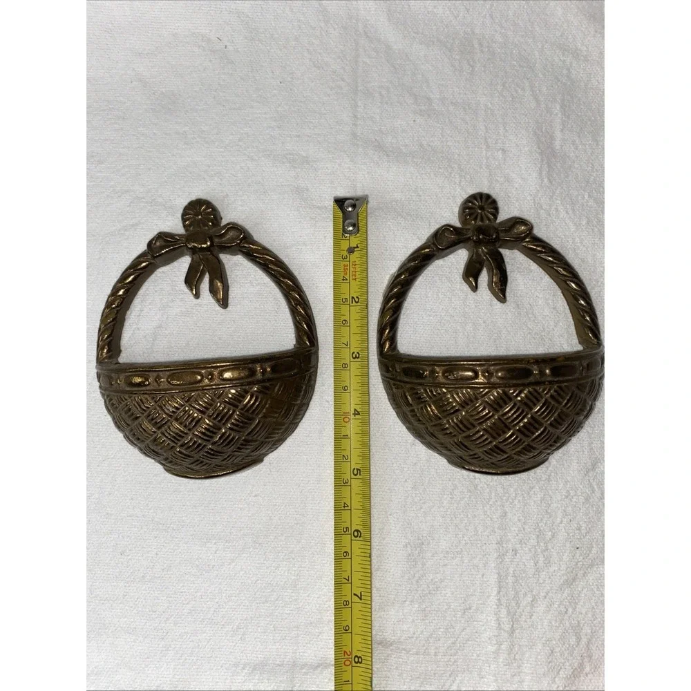 VNTG 1987 Pair of Gold Burwood Plastic Basket Wall Pockets/Flower Baskets